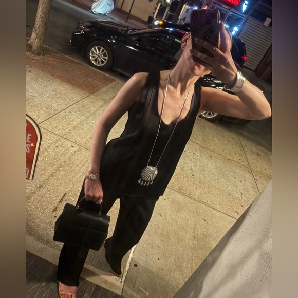 Shell Pendant statement Necklace - Picture 9 of 10